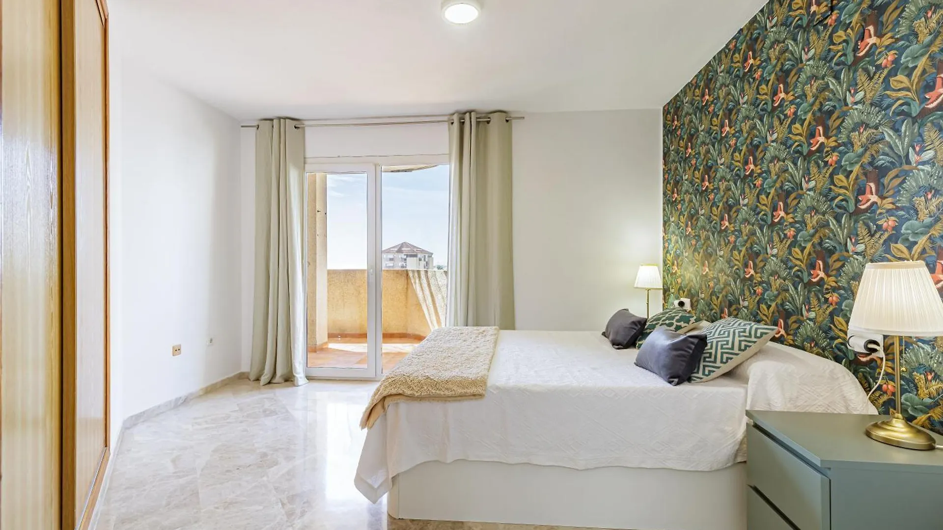 Oasis With Terrace And Sea Views With Rooftop Pool Torremolinos Apartment