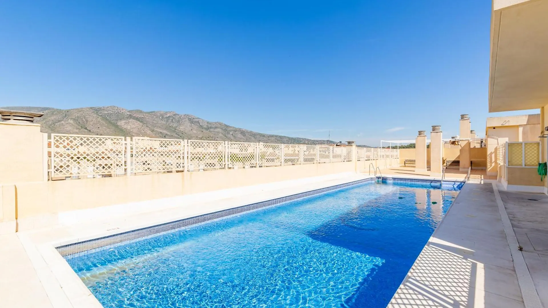 Oasis With Terrace And Sea Views With Rooftop Pool Torremolinos